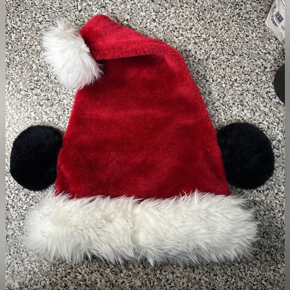 Mickey Mouse Santa hat - Picture 3 of 6